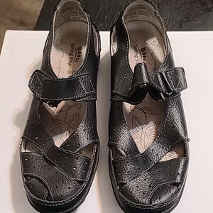 Spring Step Women's Black Sandals
